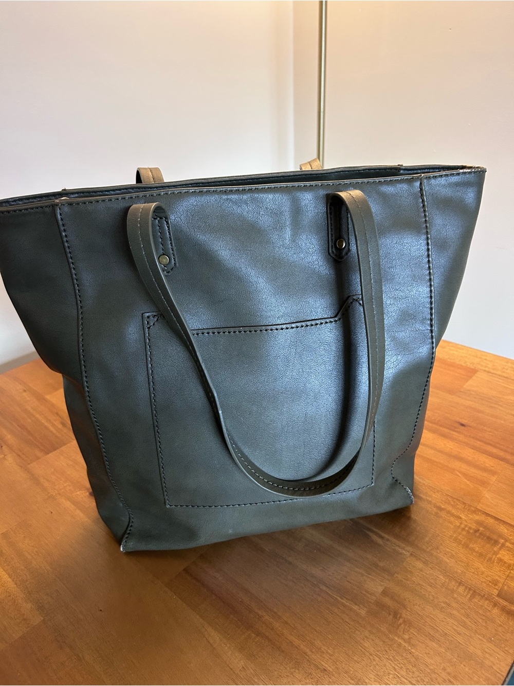 Universal Thread Tote Bag in Dark Olive Green